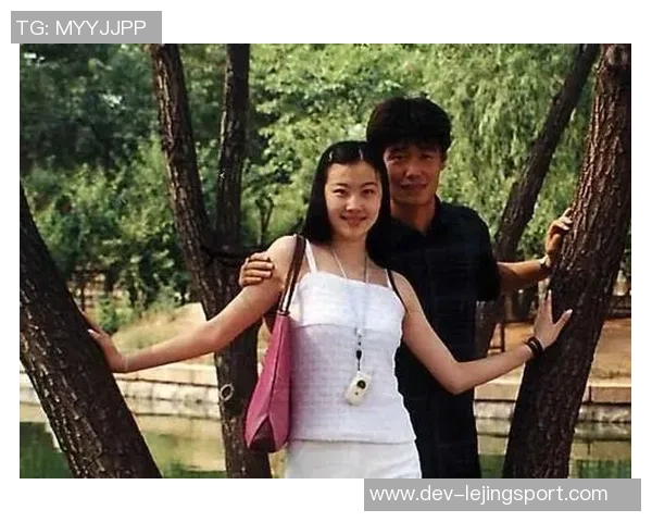 李明足球视频精彩瞬间回顾与技巧解析助你提升球技 李明足球视频精彩瞬间回顾与技巧解析助你提升球技