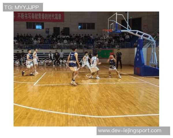 篮球与网球的魅力交融探讨运动精神与竞技技巧的完美结合 篮球与网球的魅力交融探讨运动精神与竞技技巧的完美结合