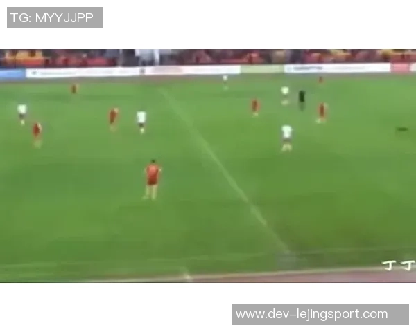 许湛:从足球场上的拼搏到人生的精彩旅程 许湛:从足球场上的拼搏到人生的精彩旅程